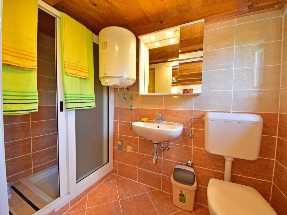 Holiday Home Karolina By Interhome Opric Bagian luar foto