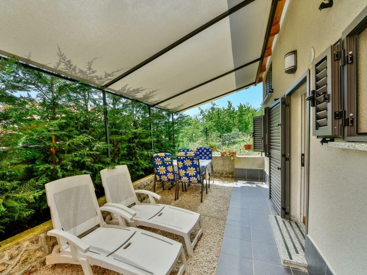 Holiday Home Karolina By Interhome Opric Bagian luar foto