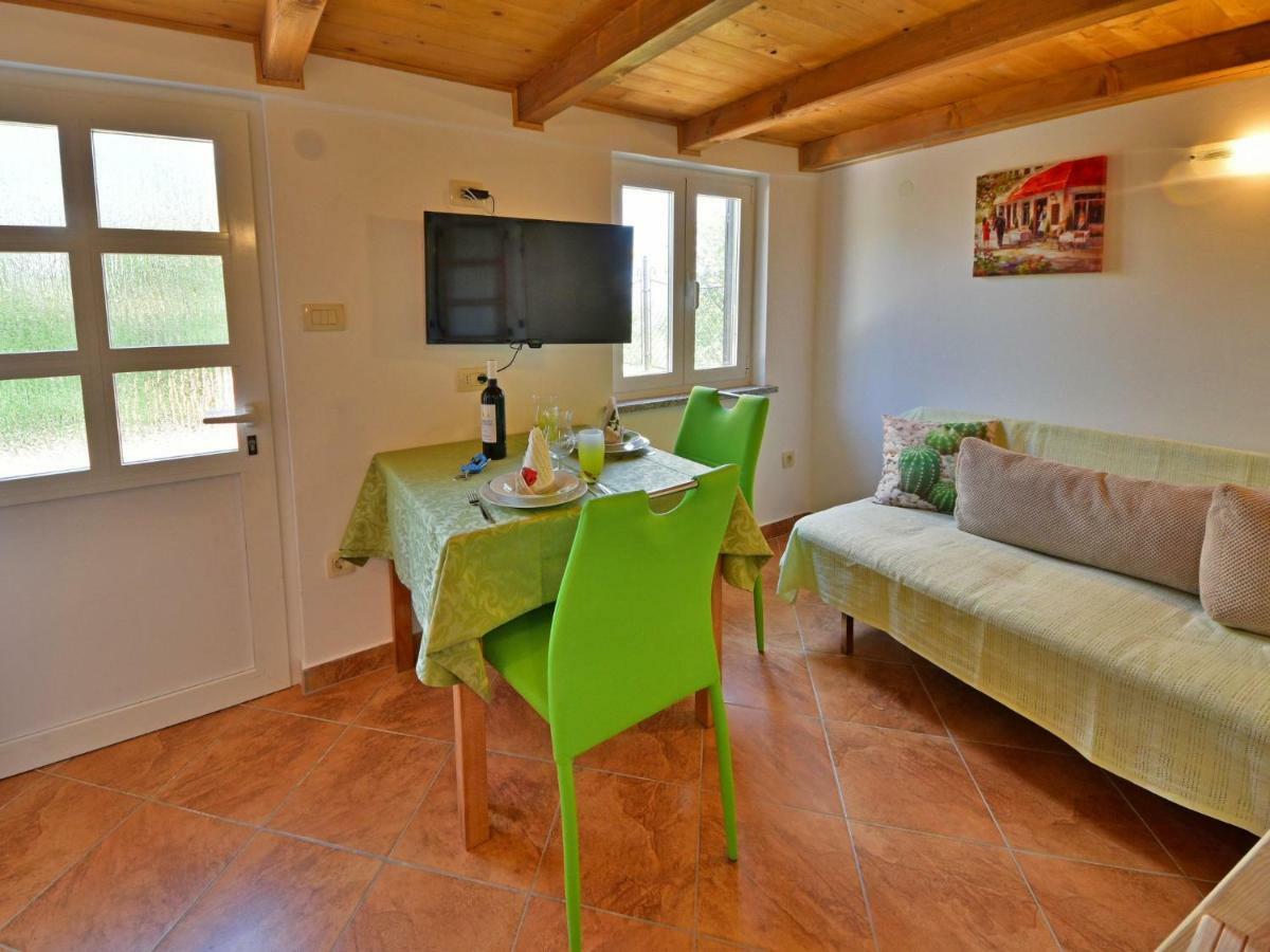 Holiday Home Karolina By Interhome Opric Bagian luar foto