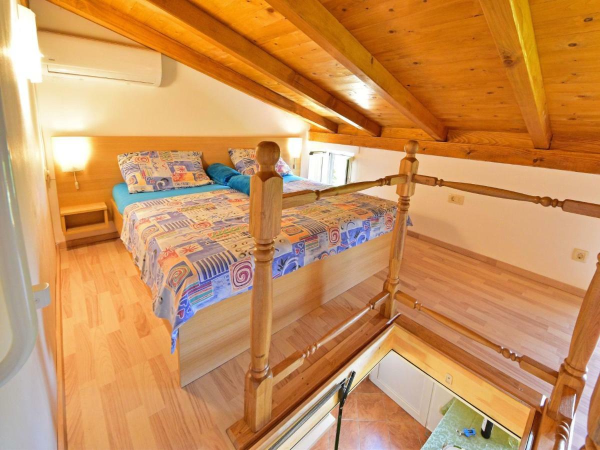 Holiday Home Karolina By Interhome Opric Bagian luar foto